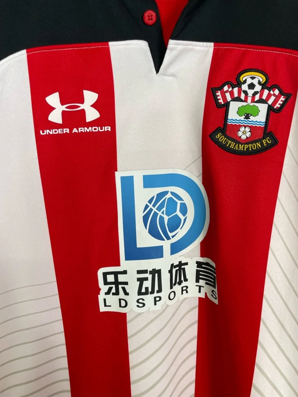 Under Armour Youth Southampton Football Jersey Kit Size YXL